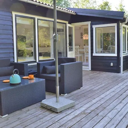 Two-bedroom Holiday In Grasted Дом отдыха *